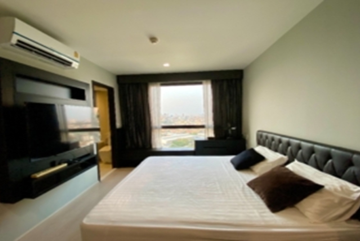 Rythm Sukhumvit Bts Prakanong