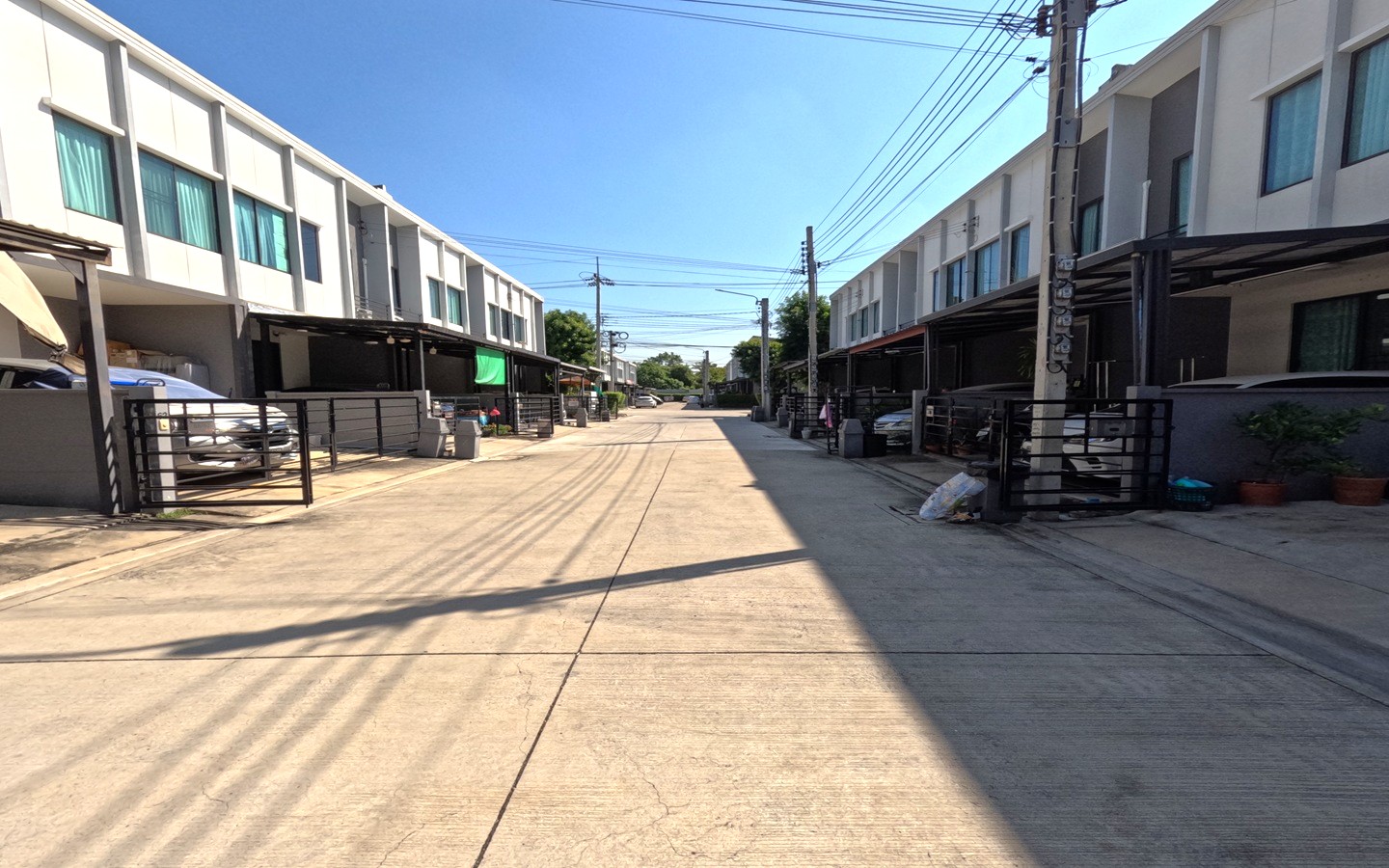 ทาวน์เฮ้าส์ พลีโน่ ราชพฤกษ์ นนทบุรี