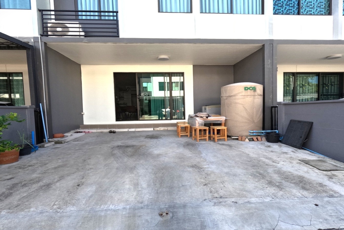 ทาวน์เฮ้าส์ พลีโน่ ราชพฤกษ์ นนทบุรี