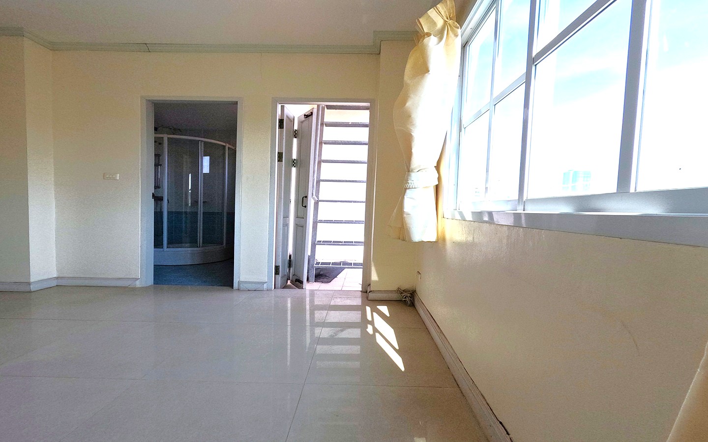 ทาวน์โฮม หมู่บ้านอรุณพัฒน์ พระราม 3-สาธุประดิษฐ์ ทาวน์โฮม หมู่บ้านอรุณพัฒน์ พระราม 3-สาธุประดิษฐ์