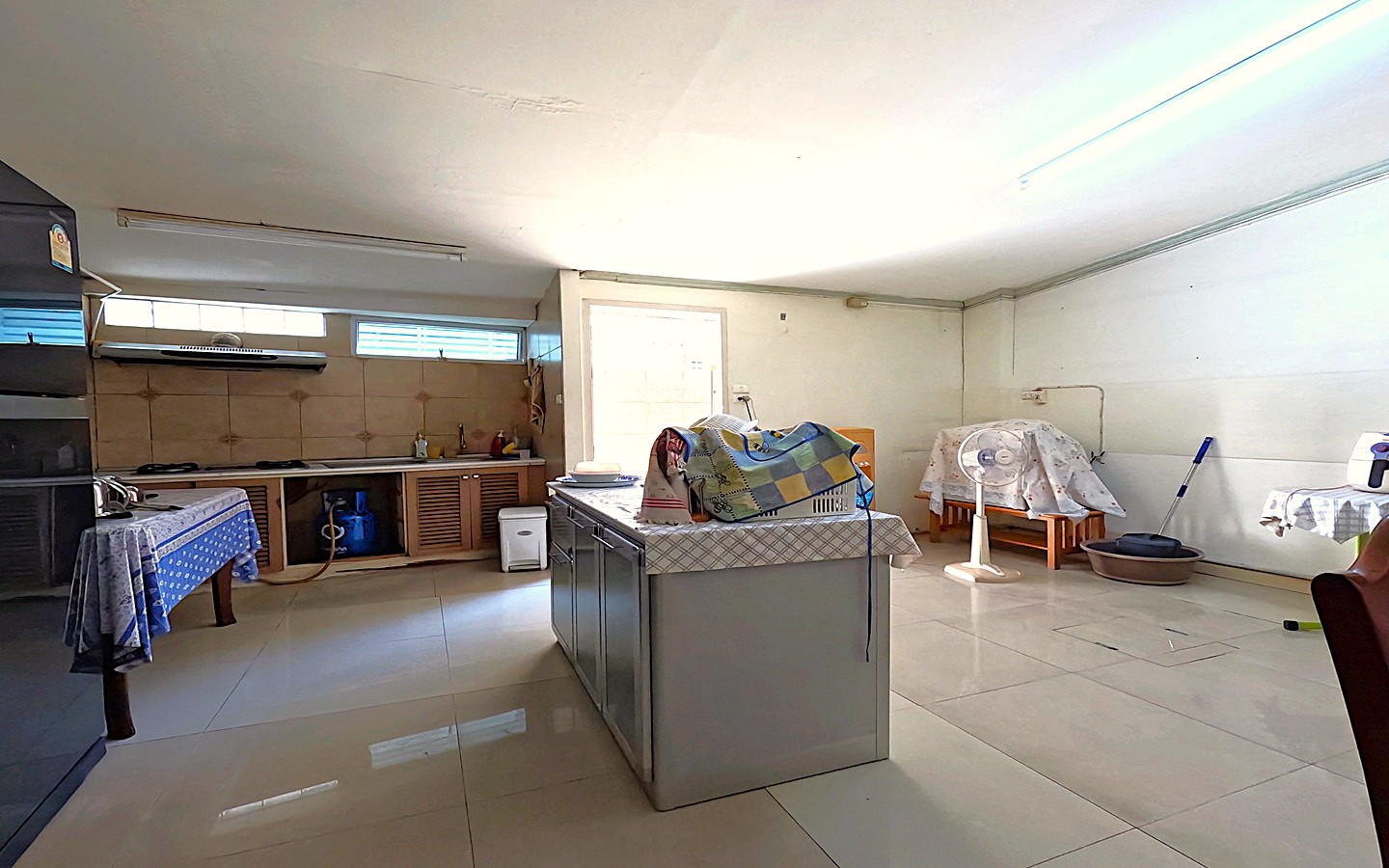 ทาวน์โฮม หมู่บ้านอรุณพัฒน์ พระราม 3-สาธุประดิษฐ์ ทาวน์โฮม หมู่บ้านอรุณพัฒน์ พระราม 3-สาธุประดิษฐ์