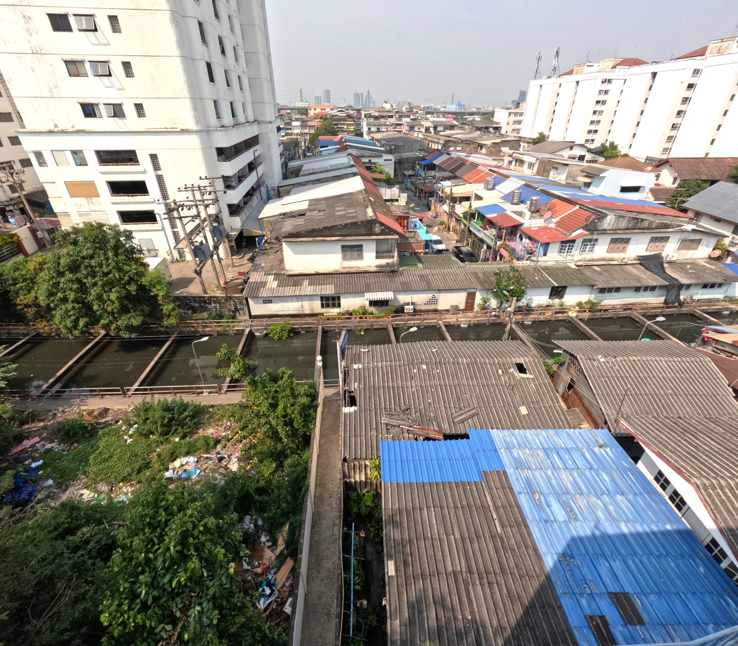 พัชรอพาร์ทเม้นท์ ประชาราษฎร์ สาย1 ซ.32