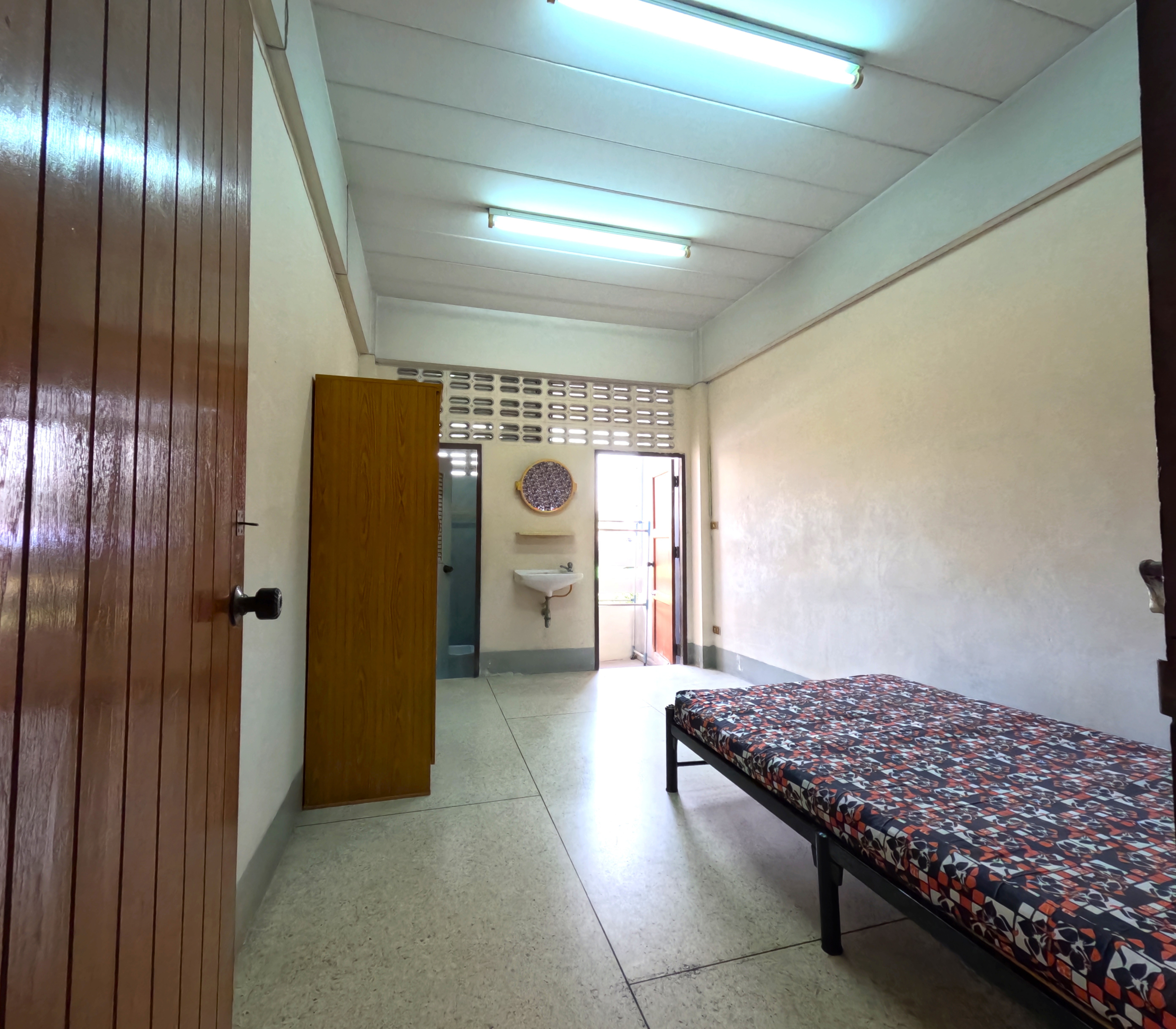 พัชรอพาร์ทเม้นท์ ประชาราษฎร์ สาย1 ซ.32