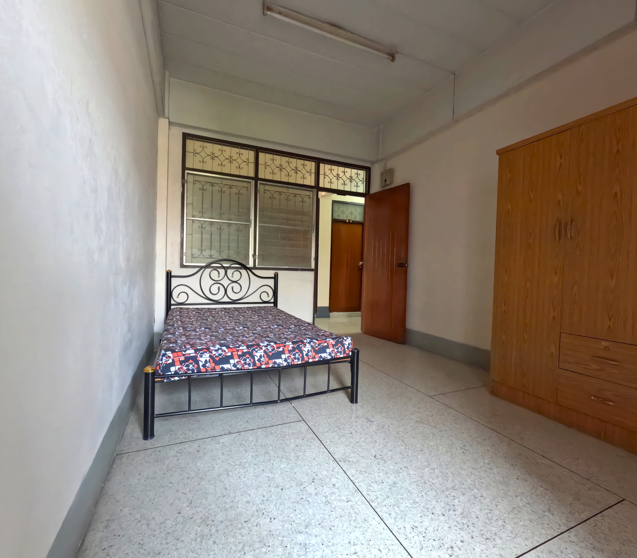 พัชรอพาร์ทเม้นท์ ประชาราษฎร์ สาย1 ซ.32