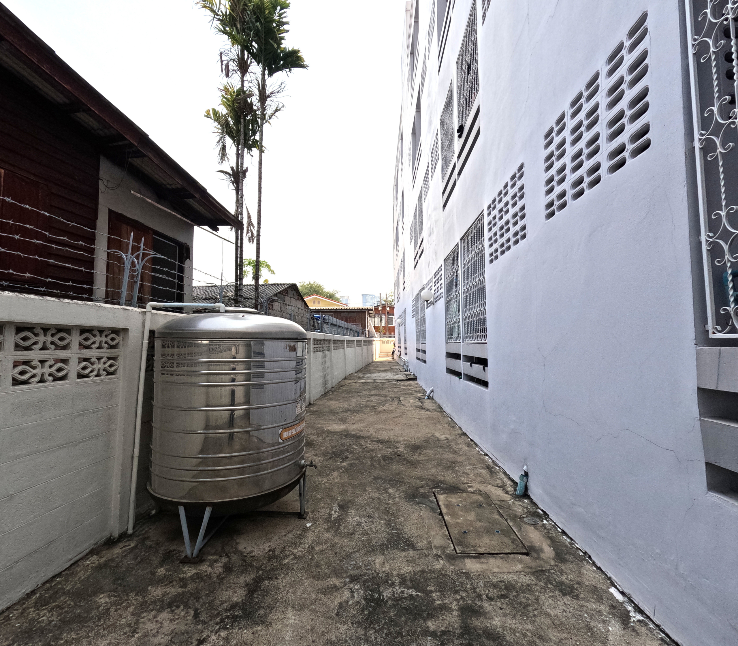 พัชรอพาร์ทเม้นท์ ประชาราษฎร์ สาย1 ซ.32