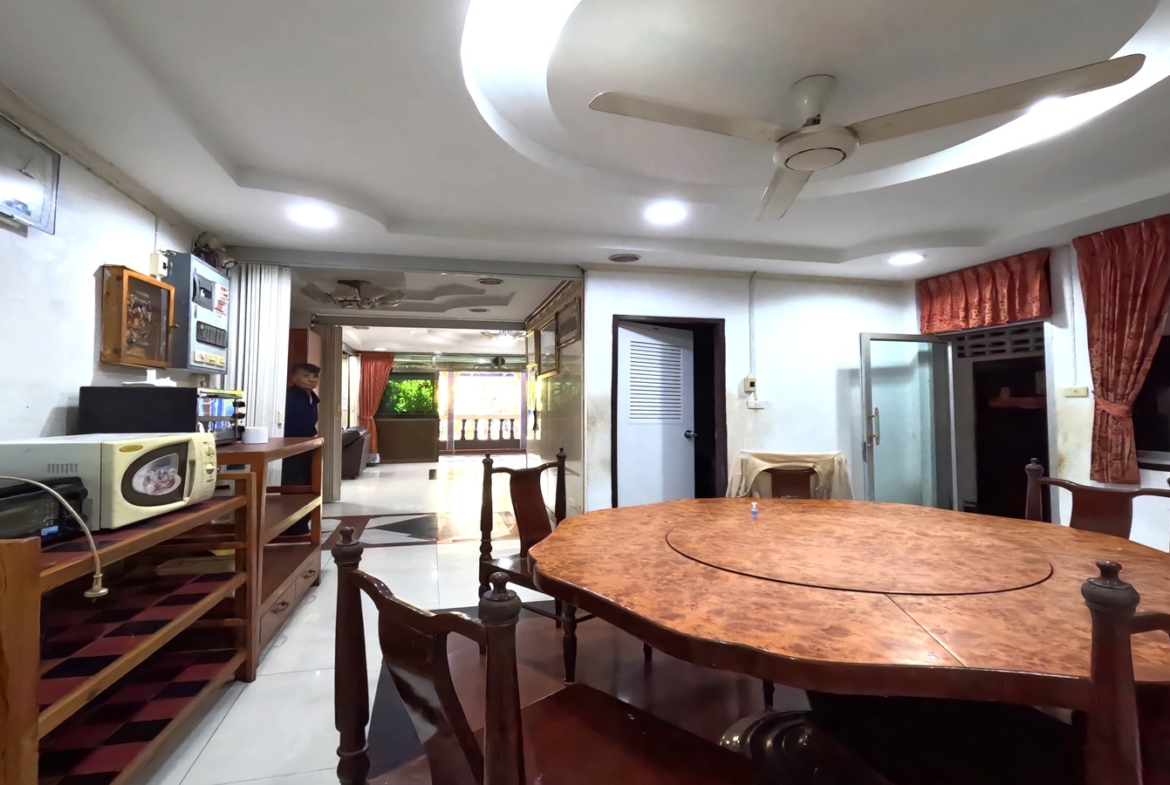 ม.เคหะทอง ซอยเพชรเกษม3