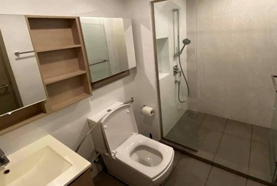 คอนโด เดอะไลน์ วงศ์สว่าง