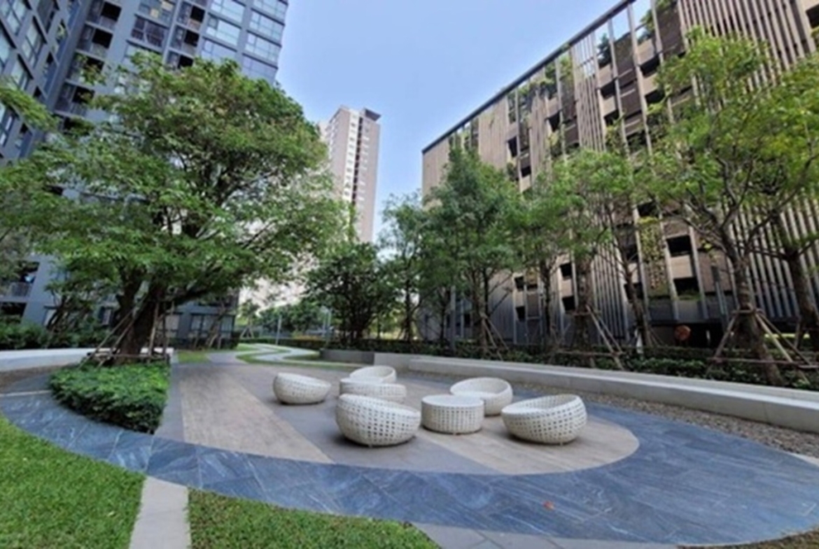 คอนโด เดอะไลน์ วงศ์สว่าง