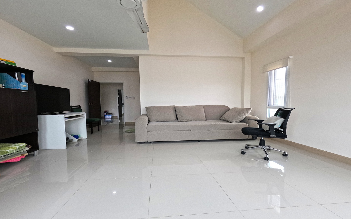 บ้านอิ่มอัมพร2 บ้านอิ่มอัมพร2 -66.1ตรว. หลังมุมใกล้ BtsและMrtบางหว้า