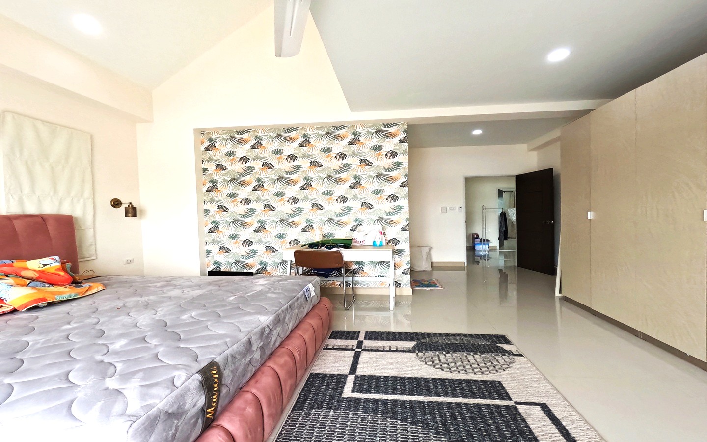 บ้านอิ่มอัมพร2 บ้านอิ่มอัมพร2 -66.1ตรว. หลังมุมใกล้ BtsและMrtบางหว้า