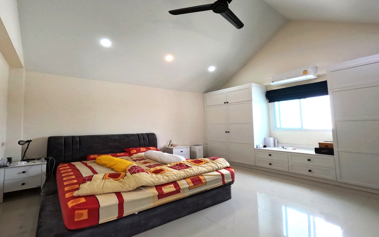 บ้านอิ่มอัมพร2 บ้านอิ่มอัมพร2 -66.1ตรว. หลังมุมใกล้ BtsและMrtบางหว้า