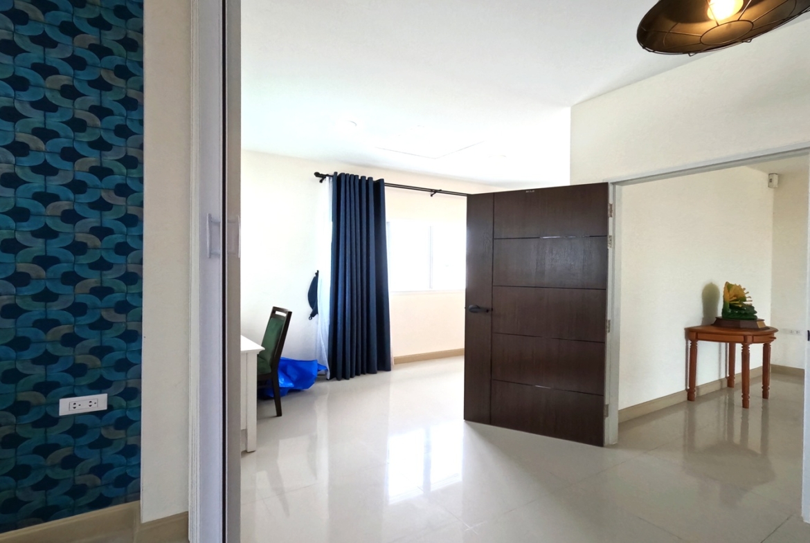 บ้านอิ่มอัมพร2 -66.1ตรว. หลังมุมใกล้ BtsและMrtบางหว้า