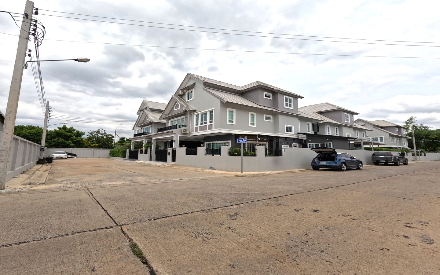 บ้านอิ่มอัมพร2 บ้านอิ่มอัมพร2 -66.1ตรว. หลังมุมใกล้ BtsและMrtบางหว้า