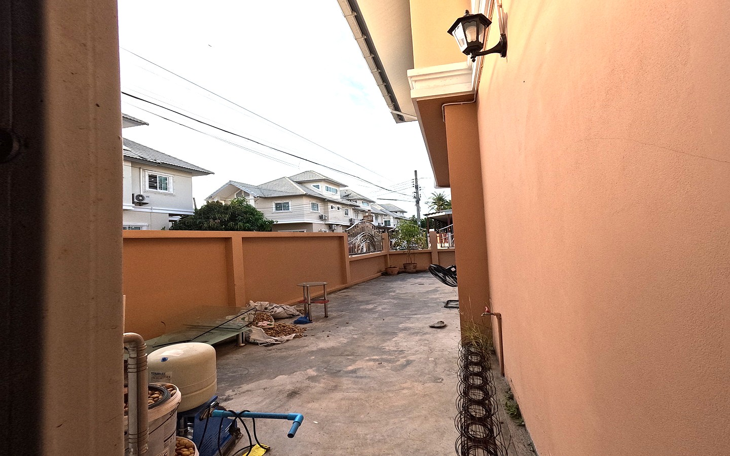 บ้านอิ่มอัมพร2 ขนาด 60.7ตรว. สวยลงเสาแน่หนา