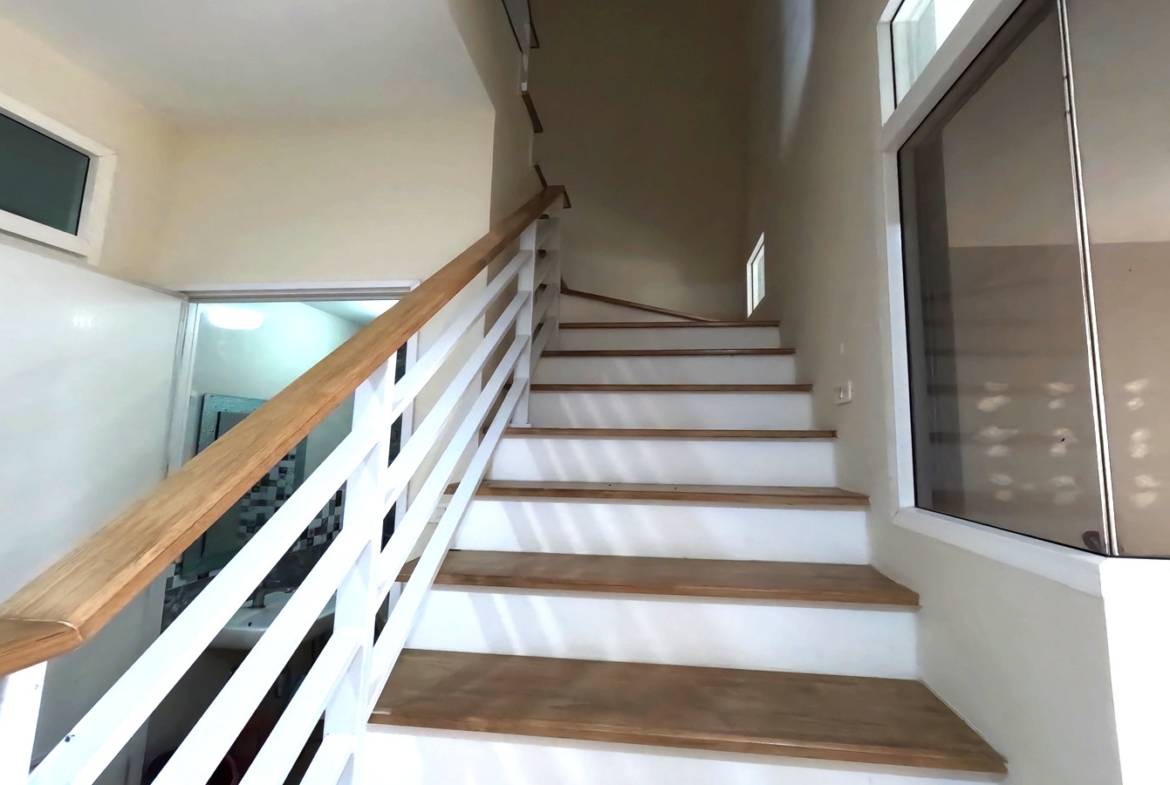 ทาวน์โฮม โกลเด้นทาวน์2 ต่อเติม พร้อมอยู่