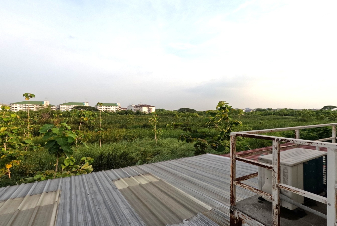 ทาวน์โฮม โกลเด้นทาวน์2 ต่อเติม พร้อมอยู่