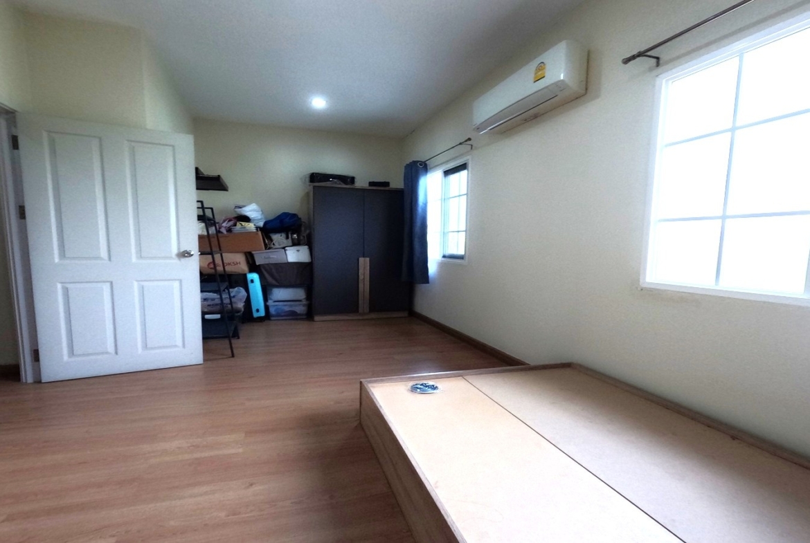 ทาวน์โฮม โกลเด้นทาวน์2 ต่อเติม พร้อมอยู่