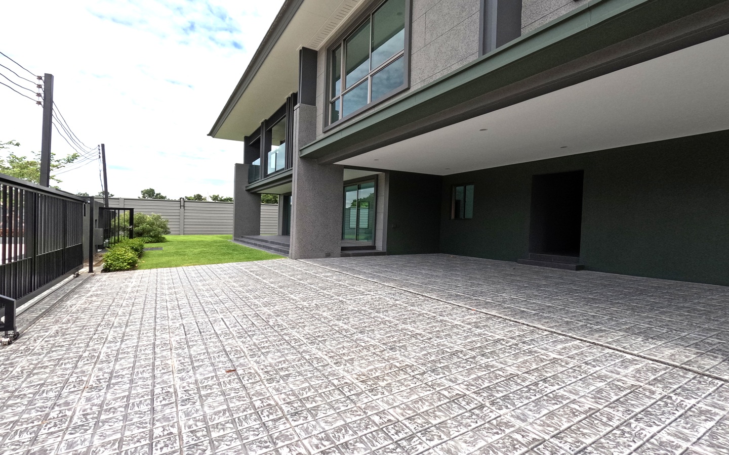 The Palm Chaengwattana-Chaiyaphruek2