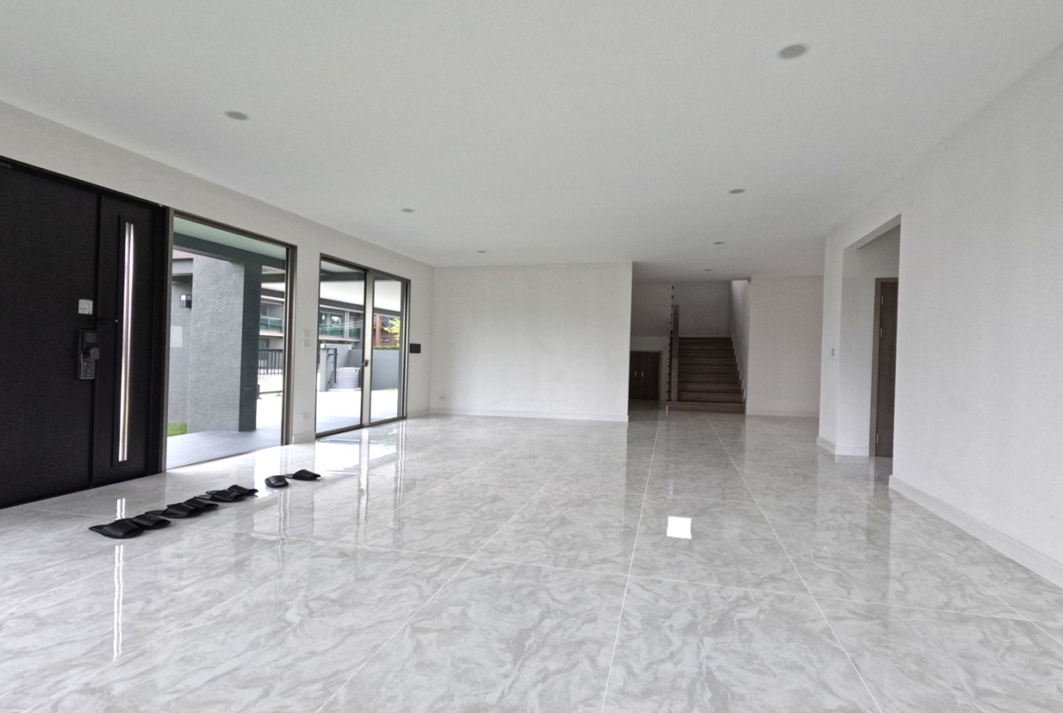 The PalmChaengwattana-Chaiyaphrue2High class